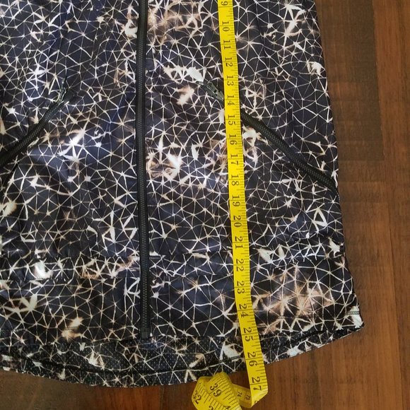 **HP 4/4/24 **Lululemon Miss Misty Jacket - Pack It Windbreaker Star Crushed - 6 - Picture 10 of 12